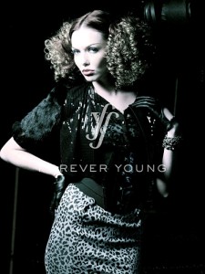 Forever Young - Parrucchino - Aisha