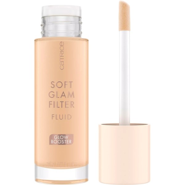 Catrice - Soft Glam Filter Fluid 015