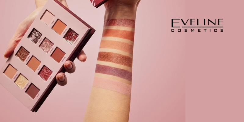 https://www.kosmetik4less.de/eveline-cosmetics-lidschattenpalette-eyeshadow-palette-12-colors-shocking-nudes.html